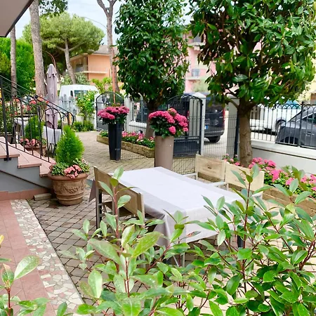 Aparthotel Valeria Cervia