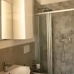 Valeria شقة فندقية 4*