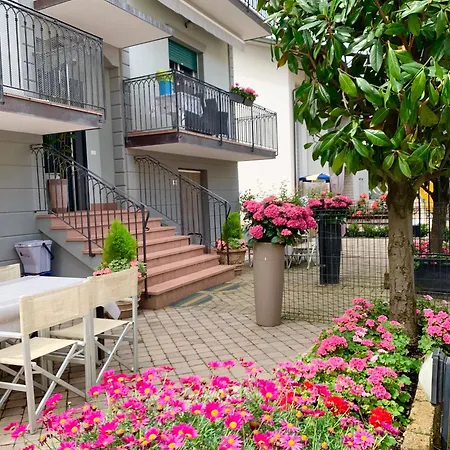 Valeria Aparthotel