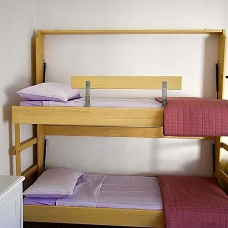 Aparthotel Valeria 4*