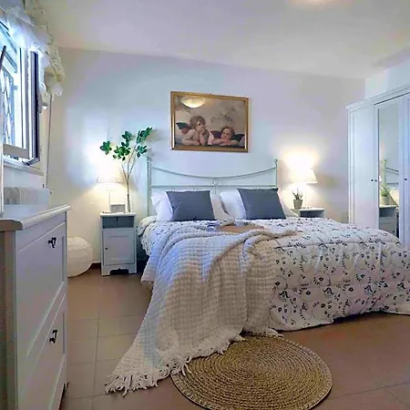 Aparthotel Valeria 4*