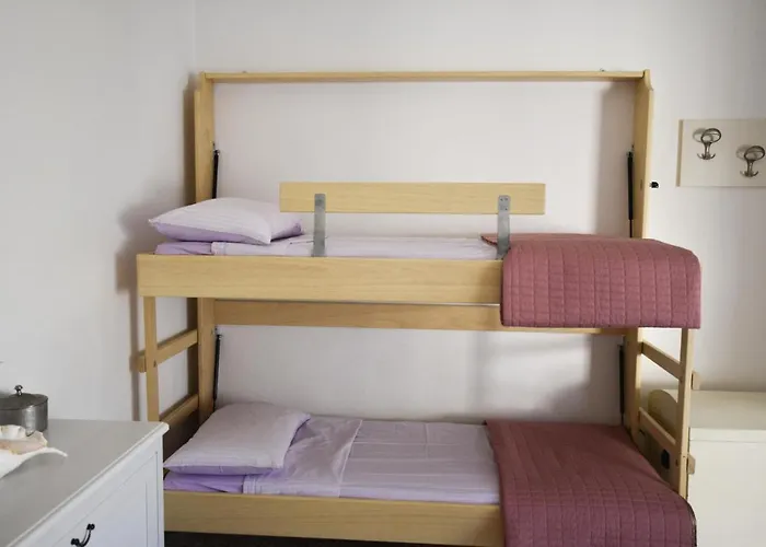 Aparthotel Valeria 4*